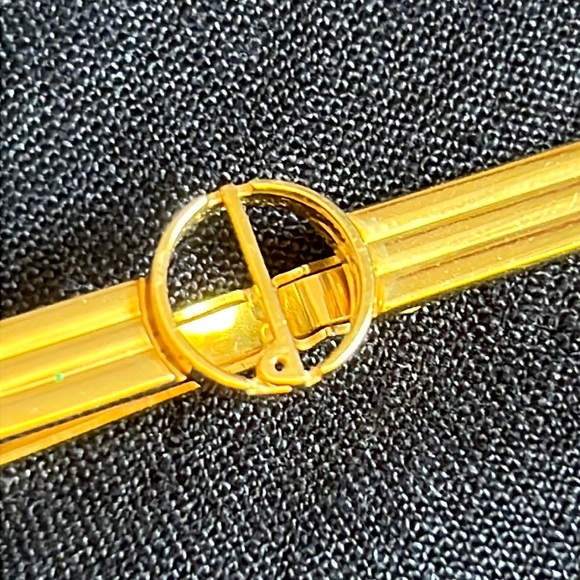 Dunhill D Logo Gold Tone  Metal Tie Clip Necktie Pin Bar Men Formal Jewelry Auth - Picture 10 of 15